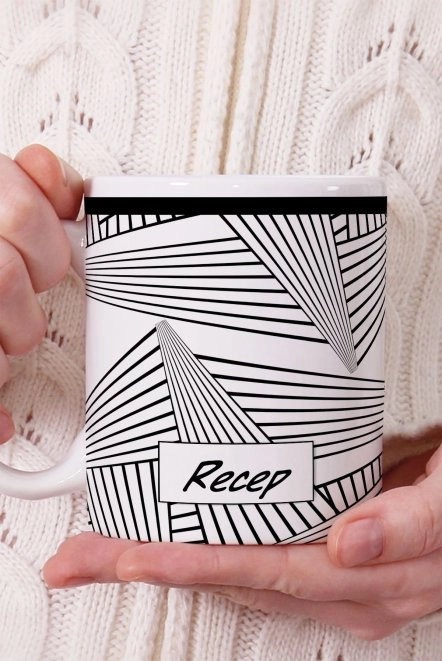 Üçgen Çizgili Siyah Beyaz Porselen Kupa Bardak