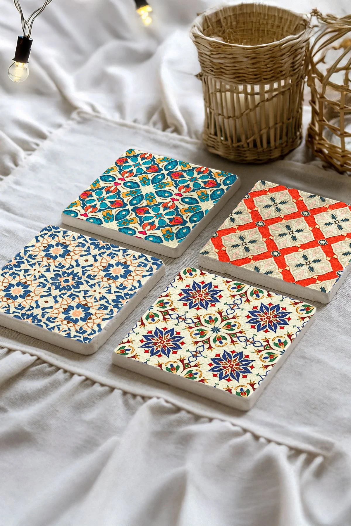 Kahve Severler İçin Şık Bardak Altlıkları 4'Lü Set 10X10X1 Cm - İtalyan Desen Çini Model