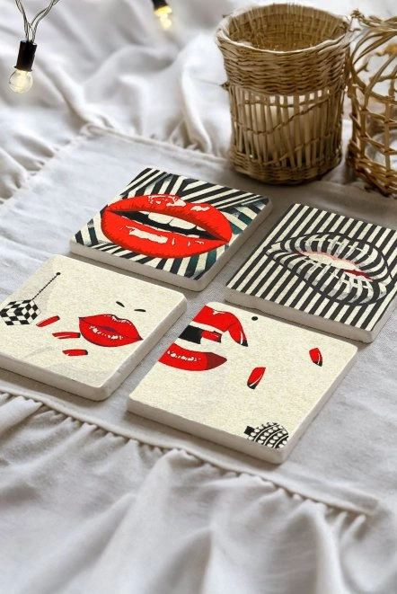 Doğal Taş Mermer Bardak Altlığı 4'Lü Set 10X10X1 Cm - Retro Kadın Dudak Figür