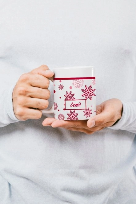 Büyük Kar Tanesi Kırmızı Kişiye Özel Yılbaşı Hediyelik Kupa